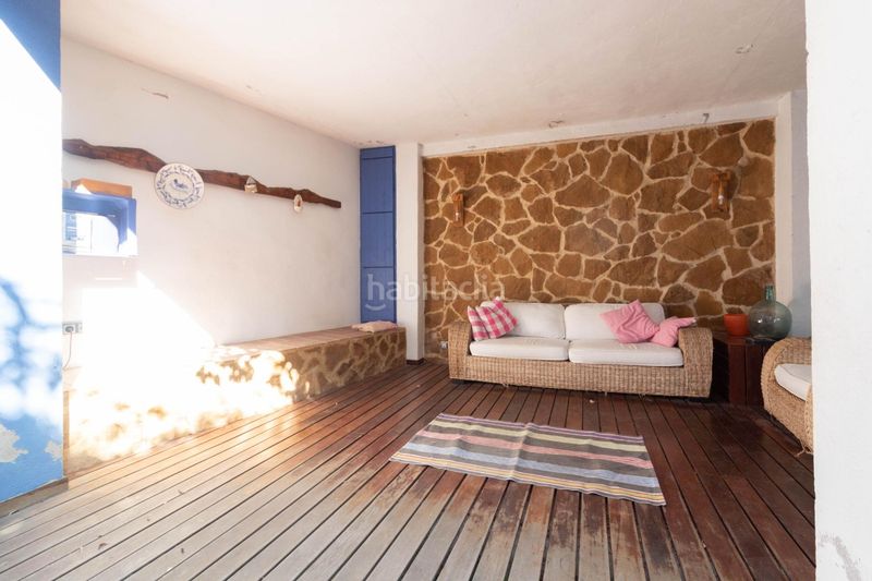 Foto 4c2f3093-8948-4b86-b91f-c5d9ccde2404. Casa amb aparcament a Riba - roja de Túria