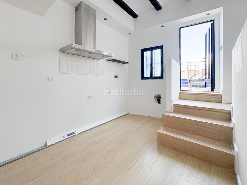 Foto 5f97a7aa-4f8e-4f4e-a9a9-653a2896f633. Casa amb aparcament a Riba - roja de Túria