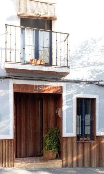 Foto f8691c7e-370c-478e-a68d-61b526d4ae6f. Casa amb aparcament a Riba - roja de Túria