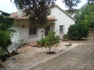 Casa en Sant Pere de Vilamajor. Casa con 4 habitaciones amueblada con parking, calefacción y vis