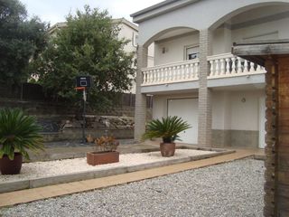 Casa en Sant Pere de Vilamajor. Casa con 4 habitaciones con piscina y vistas a la montaña