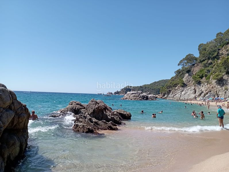 Foto 3194093f-e686-4d00-8c28-5b726e5d18c5. Apartament amb calefacció aparcament a Centre Lloret de Mar