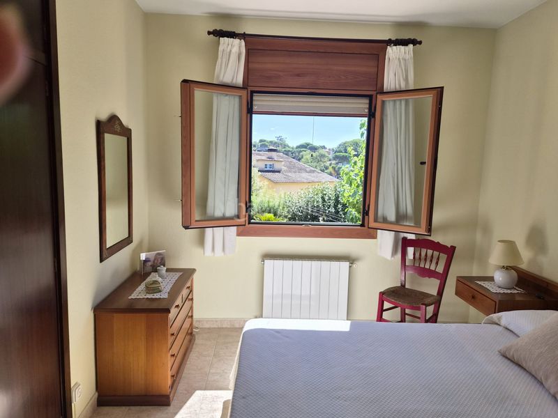 Foto af243075-a0f3-47b8-b63f-1e2c035e05a3. Haus mit kamin heizung pool in Sant Pere de Vilamajor