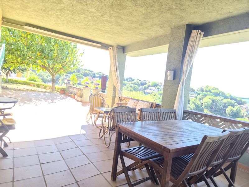 Foto b1dfd039-a2a0-4691-93ad-1c34163949ea. Haus mit kamin heizung pool in Sant Pere de Vilamajor
