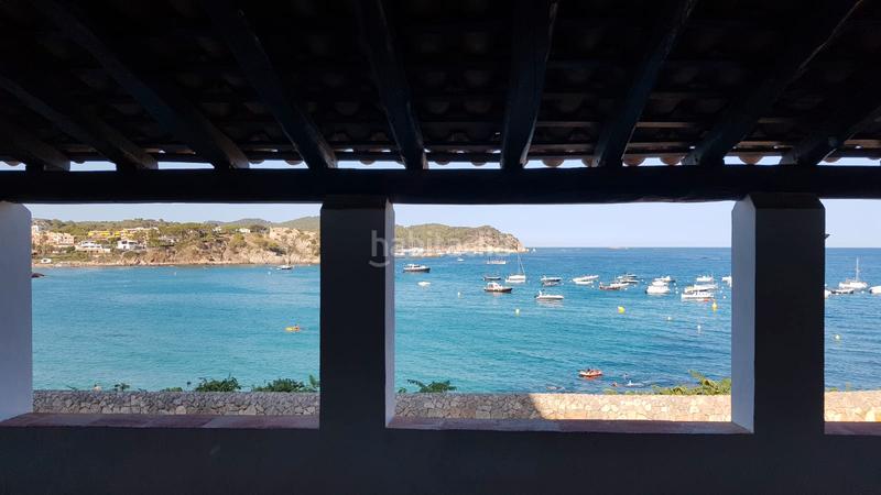 Foto 00fe6ac2-1295-48b6-8b28-c7ab5a62ab6a. Lloguer casa adossada amb xemeneia calefacció aparcament a Palamós