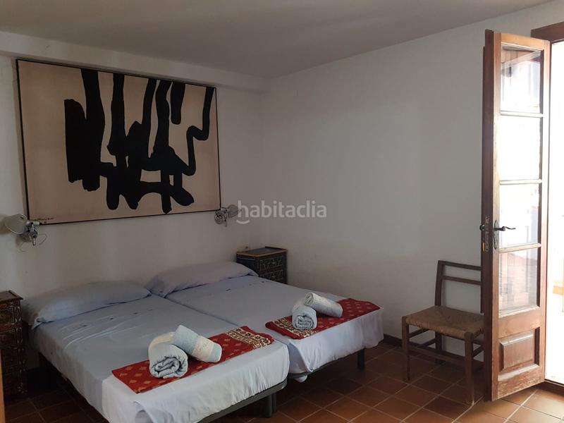 Foto 95bd555f-d40e-418a-8b15-88ed1a719b8a. Lloguer casa adossada amb xemeneia calefacció aparcament a Palamós