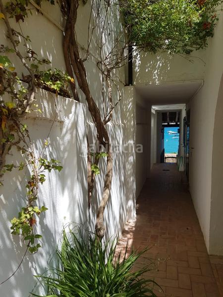 Foto c6320361-2956-4696-b687-41a73e916a74. Lloguer casa adossada amb xemeneia calefacció aparcament a Palamós