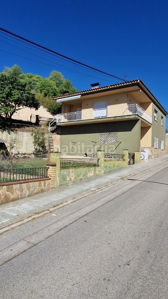 Foto cd9cf8f3-8896-407d-98fd-6c2f326144e0. Chalet con camino riscaldamento parcheggio in Santa Coloma de Farners