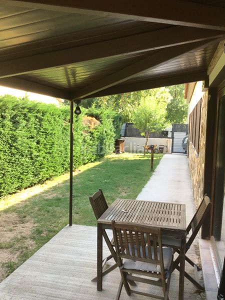 Foto f0d4cd64-2c43-467b-8d6d-cce59bfded83. Chalet con riscaldamento parcheggio in Santa Coloma de Farners