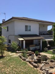 Xalet  Avinguda de la selva. En venda!! xalet molt espaiós de 5 habitacions parcel.la 863 m2