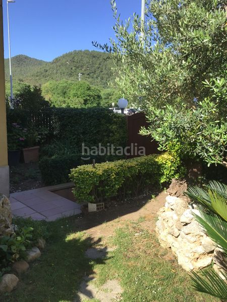 Foto 5aa26619-0b15-4317-aebb-1161df00729b. Casa bifamiliare con camino riscaldamento parcheggio piscina in Santa Coloma de Farners