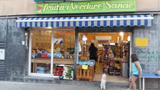 Local commercial  Carrer de manresa. Molt bona zona!!