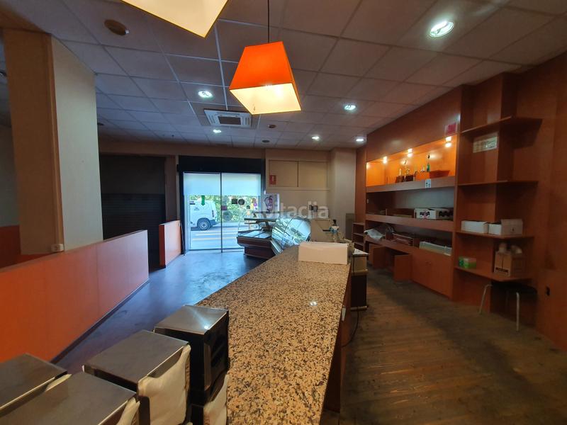 Foto 0792b5bb-df9f-465d-a672-99461f2ba378. Local commercial dans carrer de wilson 15 dans Can Palet Terrassa