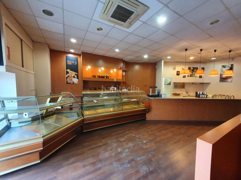 Foto a3550106-14df-4ff5-891d-f8e04e8cefe6. Local commercial dans carrer de wilson 15 dans Can Palet Terrassa