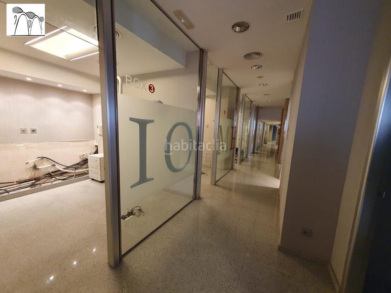 Foto 094f3ca7-4d2a-4865-a10f-53988fdbb3bd. Locale commerciale in carrer d'ausiàs marc 3 in Ca n'Aurell Terrassa