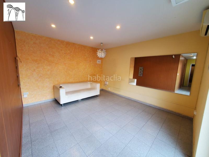 Foto c4020b15-58a0-4a56-98dd-22ef057ede97. Alquiler local comercial en carrer de marconi 155 local cantoner en Terrassa