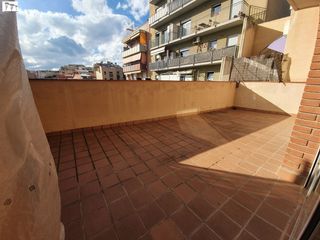 Location Rez-de-chaussée  Carrer de bretón. Ideal per entrar a viure!