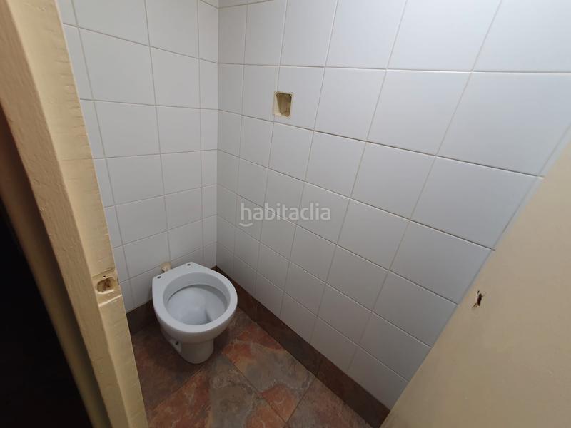 Foto c8aca004-c69c-4314-a1ed-c695e132dae6. Local commercial dans carrer de galileu 194 dans Ca n'Aurell Terrassa