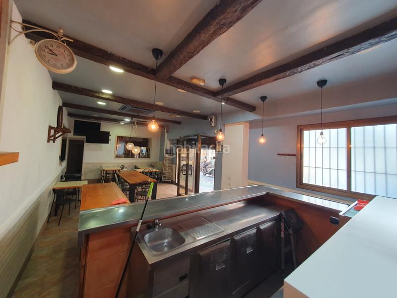 Foto de88f0d4-a4cb-4454-a893-cd16e3919eed. Local commercial dans carrer de galileu 194 dans Ca n'Aurell Terrassa