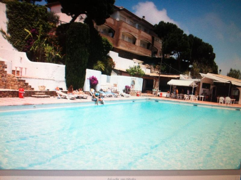 Foto a11483d7-04a3-4eef-b1c5-792feceb3446. Edificio en carrer tramuntana 35 ediicio en vena en Platja d´Aro