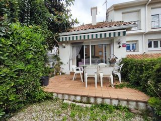 Casa pareada en Carrer pep ventura 16