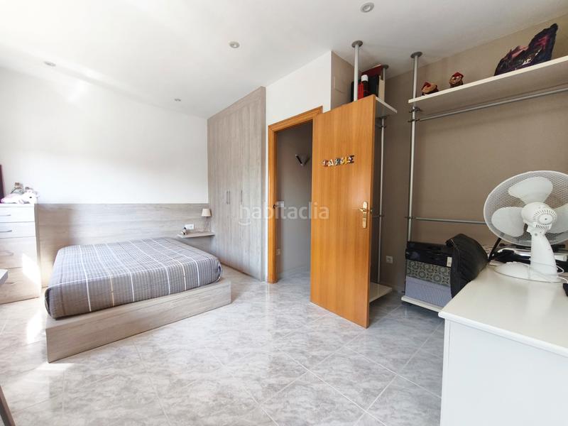 Foto 00d9e72a-8f2e-4996-b840-b8bb733c8bd1. Casa bifamiliare in carrer del mestre enric subirós 2 in Mollerussa