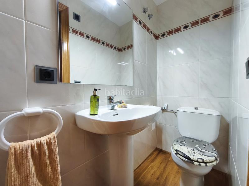 Foto 433eb16e-1298-455a-a5c8-fcd41185778e. Casa bifamiliare in carrer del mestre enric subirós 2 in Mollerussa