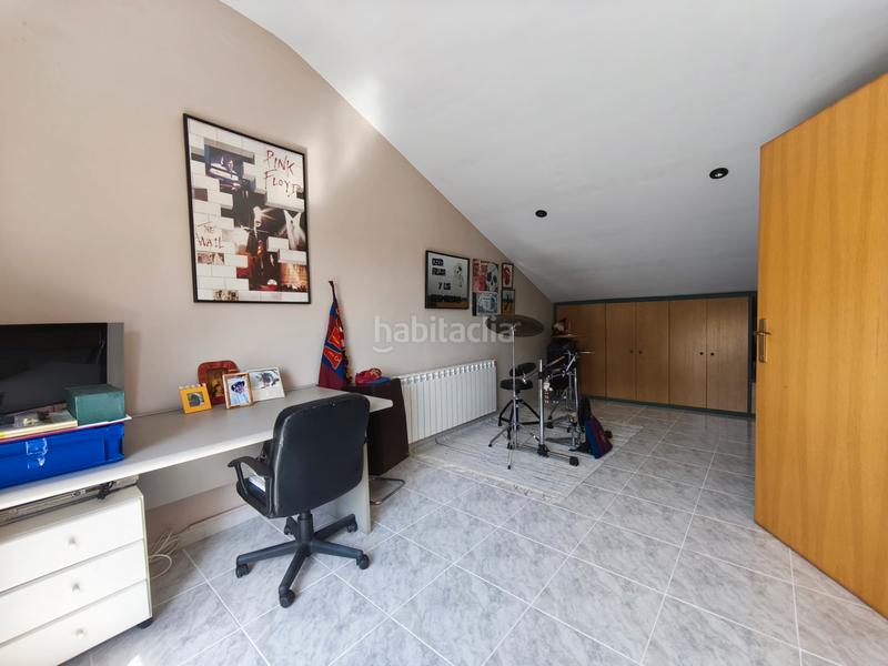 Foto f2680ab3-b226-432a-8347-8cd972704293. Casa bifamiliare in carrer del mestre enric subirós 2 in Mollerussa