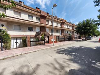 Maison jumelée à Carrer del mestre enric subirós 2