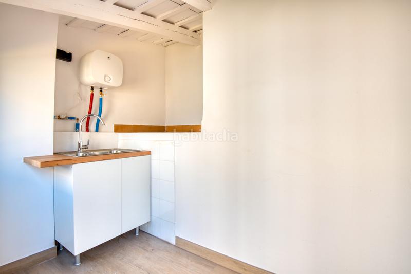 Foto 4468fca6-1e12-4585-9c19-b604fbcdd994. Tríplex a carrer de l'algavira 74 a Eixample Sant Feliu de Guíxols