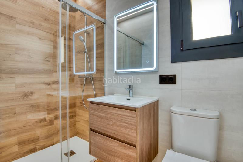 Foto 6241b1d8-b8e7-4911-991b-708abbc1b751. Tríplex a carrer de l'algavira 74 a Eixample Sant Feliu de Guíxols