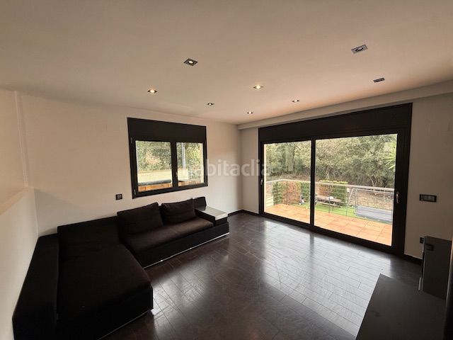 Foto a9a18dd6-d1fe-4f5e-9ac3-d6f5578fef2a. Chalet en Urbanitzacions Platja d´Aro