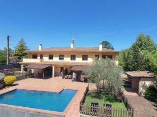 Chalet en Caldes de Malavella