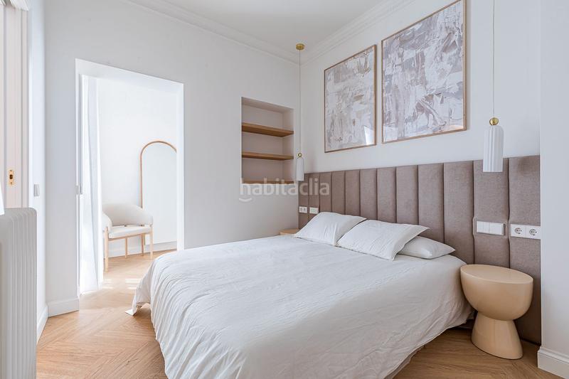 Foto 91dd0aa1-04e3-47f2-8961-14c137f719ed. Piso reforma clasica en finca señorial en Goya Madrid