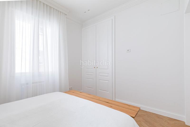 Foto b803b800-2b52-4d94-b805-5655afa74a38. Piso reforma clasica en finca señorial en Goya Madrid