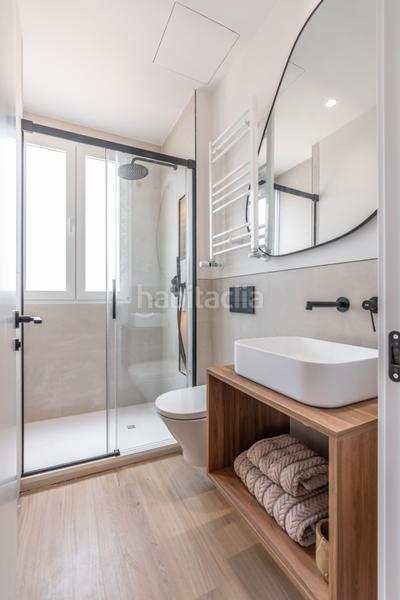 Foto ab7044b5-db31-4be8-abad-f962ff400c27. Piso planta alta en preciosa finca clasica en Goya Madrid