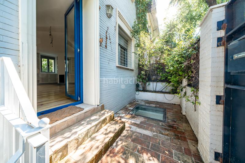 Foto 4dcb5d38-f29e-4212-a6d9-29e832155d4e. Casa preciosa casa junto al parque en Fuente del Berro Madrid