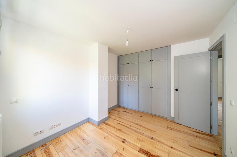 Foto 85d37950-2dd9-4b6b-a988-27e0cc2c6dbc. Casa preciosa casa junto al parque en Fuente del Berro Madrid