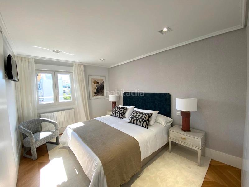 Foto 19ec0188-f28e-4200-a443-f164af47edf6. Etagenwohnung mit parking in Recoletos Madrid