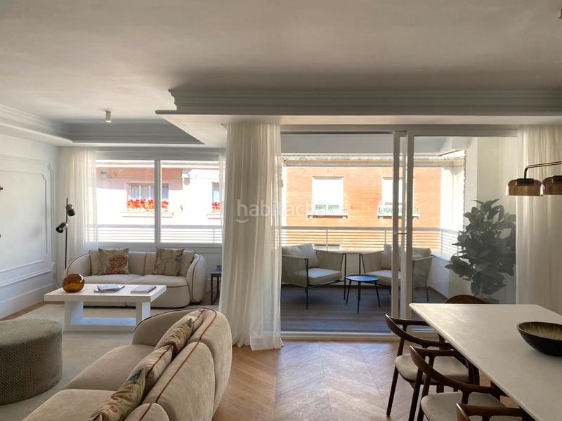 Foto 1eddb1b3-3746-4b15-931d-cec8157c6ae8. Etagenwohnung mit parking in Recoletos Madrid