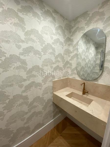 Foto a8a1e2ac-6f3c-42c2-844b-e2dd58b641b2. Etagenwohnung mit parking in Recoletos Madrid