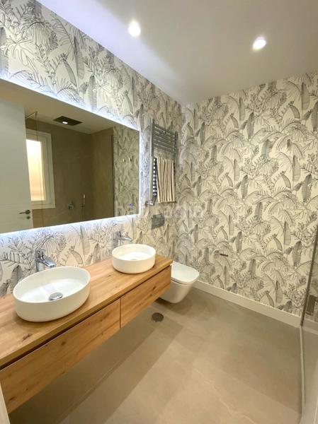 Foto e818501d-bf72-49e0-95a7-b9b2caaaa0ce. Etagenwohnung mit parking in Recoletos Madrid