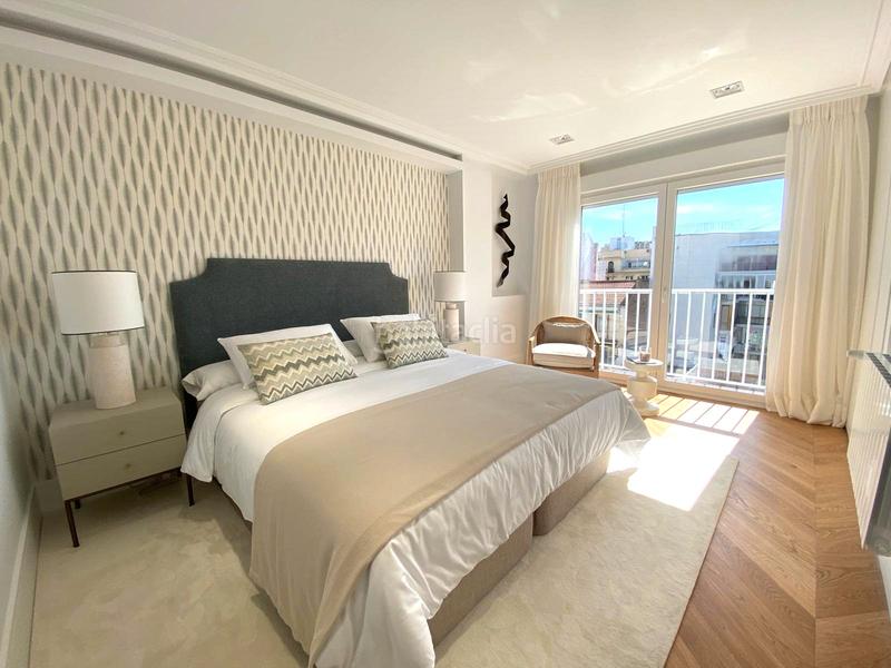 Foto e9ebb4b4-340e-49a8-b818-28c075859091. Etagenwohnung mit parking in Recoletos Madrid