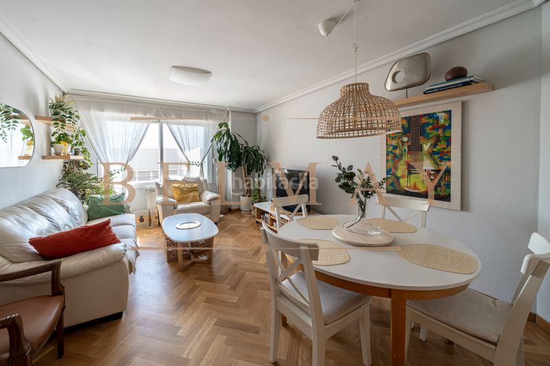 Foto c286bf04-e749-4b63-9d26-db3c783d8b7e. Flat with heating parking pool in Simancas Madrid