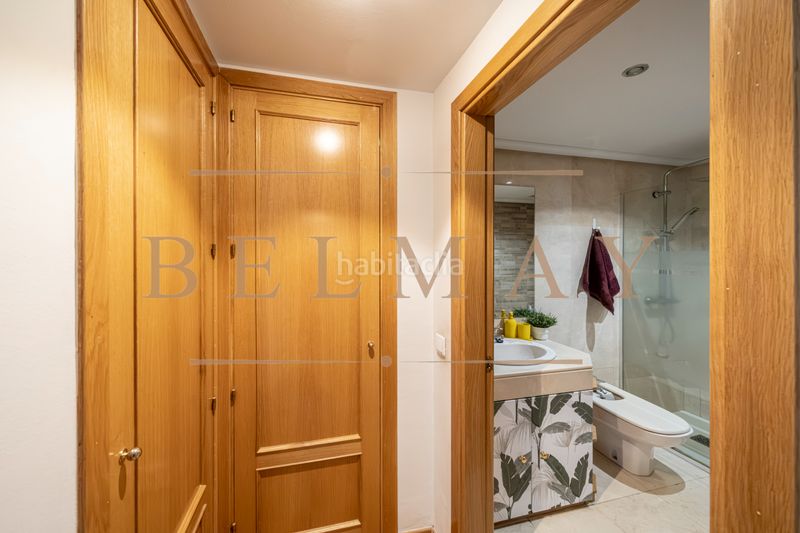 Foto c9c81de7-fb34-4985-95ab-977856c32c17. Flat with heating parking pool in Simancas Madrid