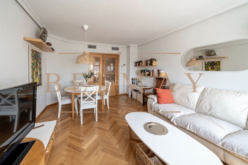 Foto f9d9558d-c5d1-4c53-b7a4-49897acb9229. Flat with heating parking pool in Simancas Madrid