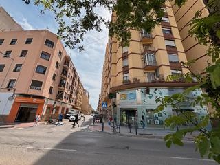 Pis en Gran va de trrega monteblanco 17. Inmobiliaria era comercializa en exclusiva, vivienda en la zona