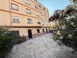 Appartement à Avinguda d'espronceda 6. Eka inmobiliaria comercializa en exclusiva esta vivienda ubicada