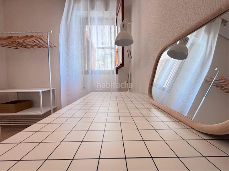 Foto c6ea10aa-1b3e-4582-bc74-66e3d6d71b4e. Alquiler piso solo para estudiantes a peticion de la propiedad. en Castellón de la Plana