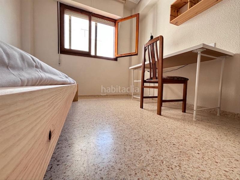 Foto ea4b6dd3-905b-4975-a8fe-b54a27a06ad4. Alquiler piso solo para estudiantes a peticion de la propiedad. en Castellón de la Plana